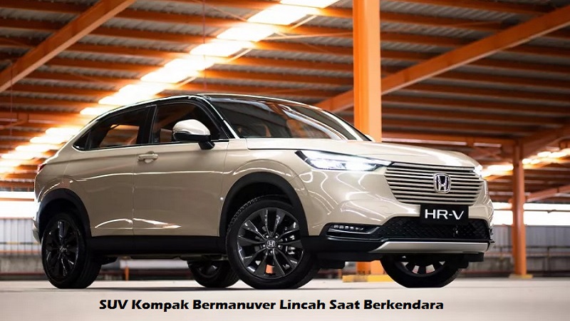 SUV Kompak Bermanuver